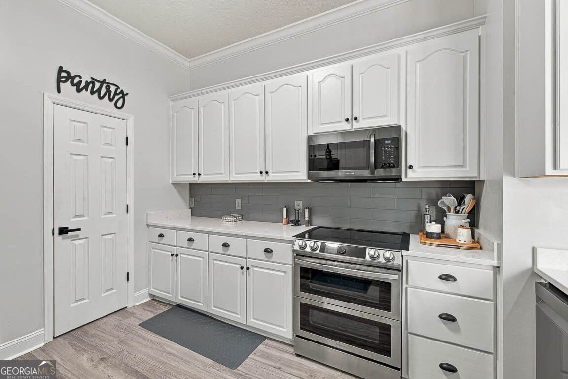 4 bedroom, 3 bathroom, 2,572 sq ft single family residence for sale at 118 Regal Road, Brunswick, GA 31523 — photo 10