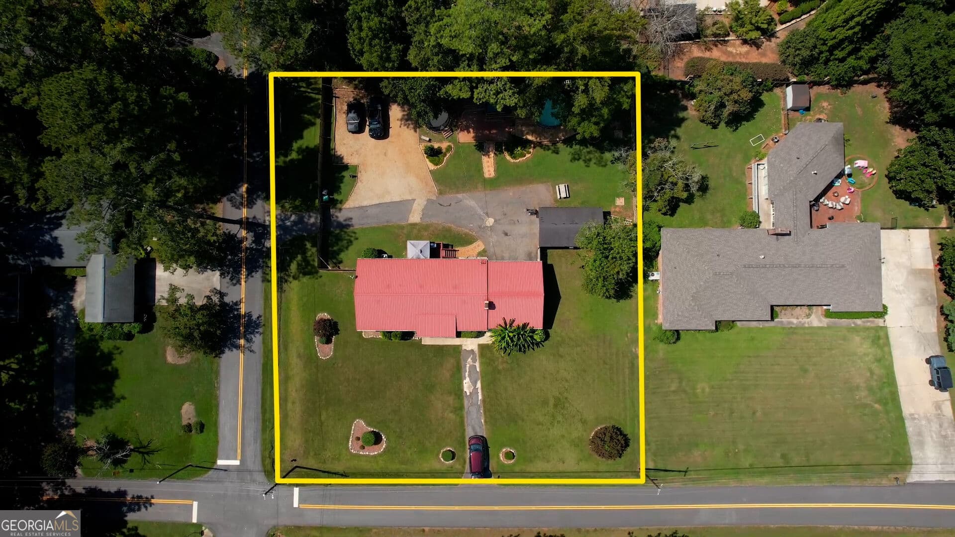 4 bedroom, 1.5 bathroom, 1,978 sq ft single family residence for sale at 805 S West Street, Greensboro, GA 30642 — photo 3