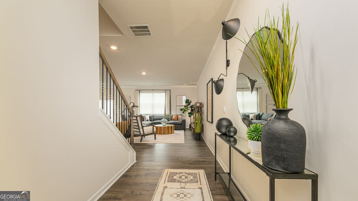 4 bedroom, 2.5 bathroom, 2,125 sq ft townhouse for sale at 4822 Guava Trace, Acworth, GA 30101 — photo 2