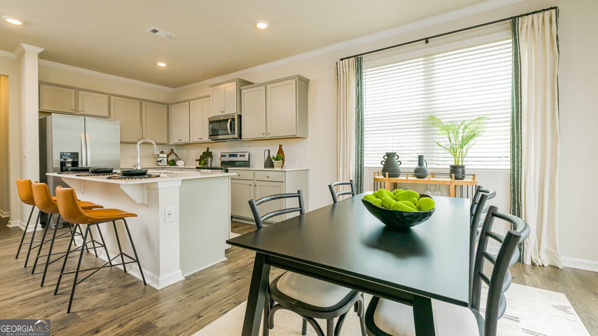 4 bedroom, 2.5 bathroom, 2,125 sq ft townhouse for sale at 4822 Guava Trace, Acworth, GA 30101 — photo 7