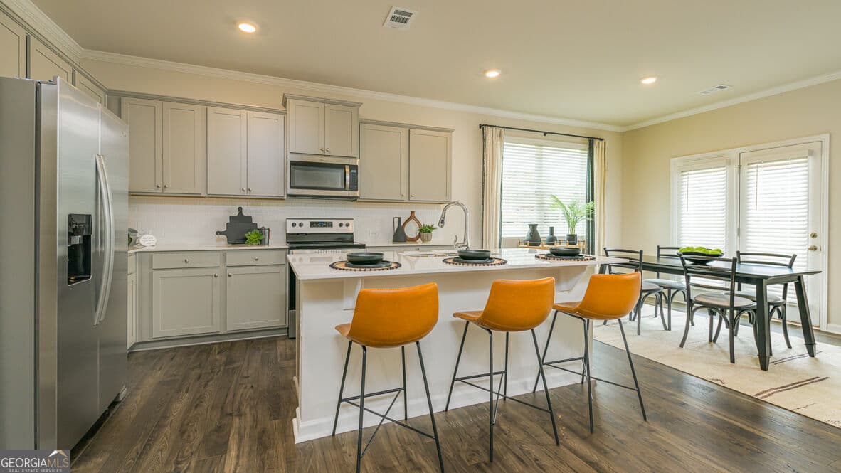 4 bedroom, 2.5 bathroom, 2,125 sq ft townhouse for sale at 4822 Guava Trace, Acworth, GA 30101 — photo 9
