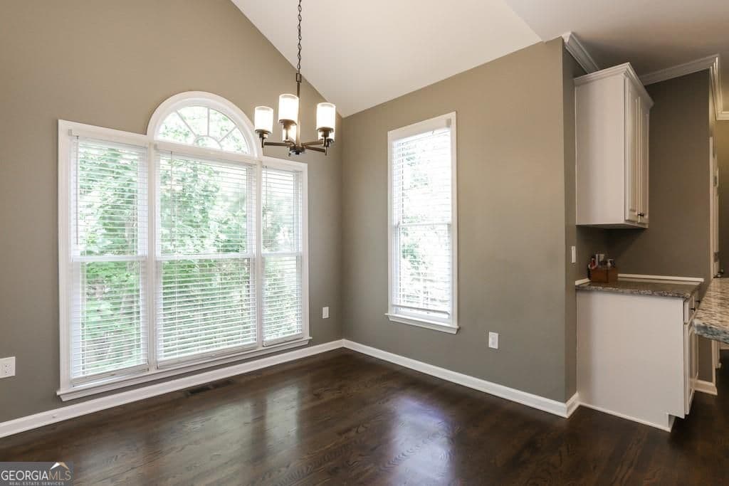 6 bedroom, 3.5 bathroom, 4,560 sq ft single family residence for rent at 3119 Swallow Drive, Marietta, GA 30066 for $3,600 a month — photo 5