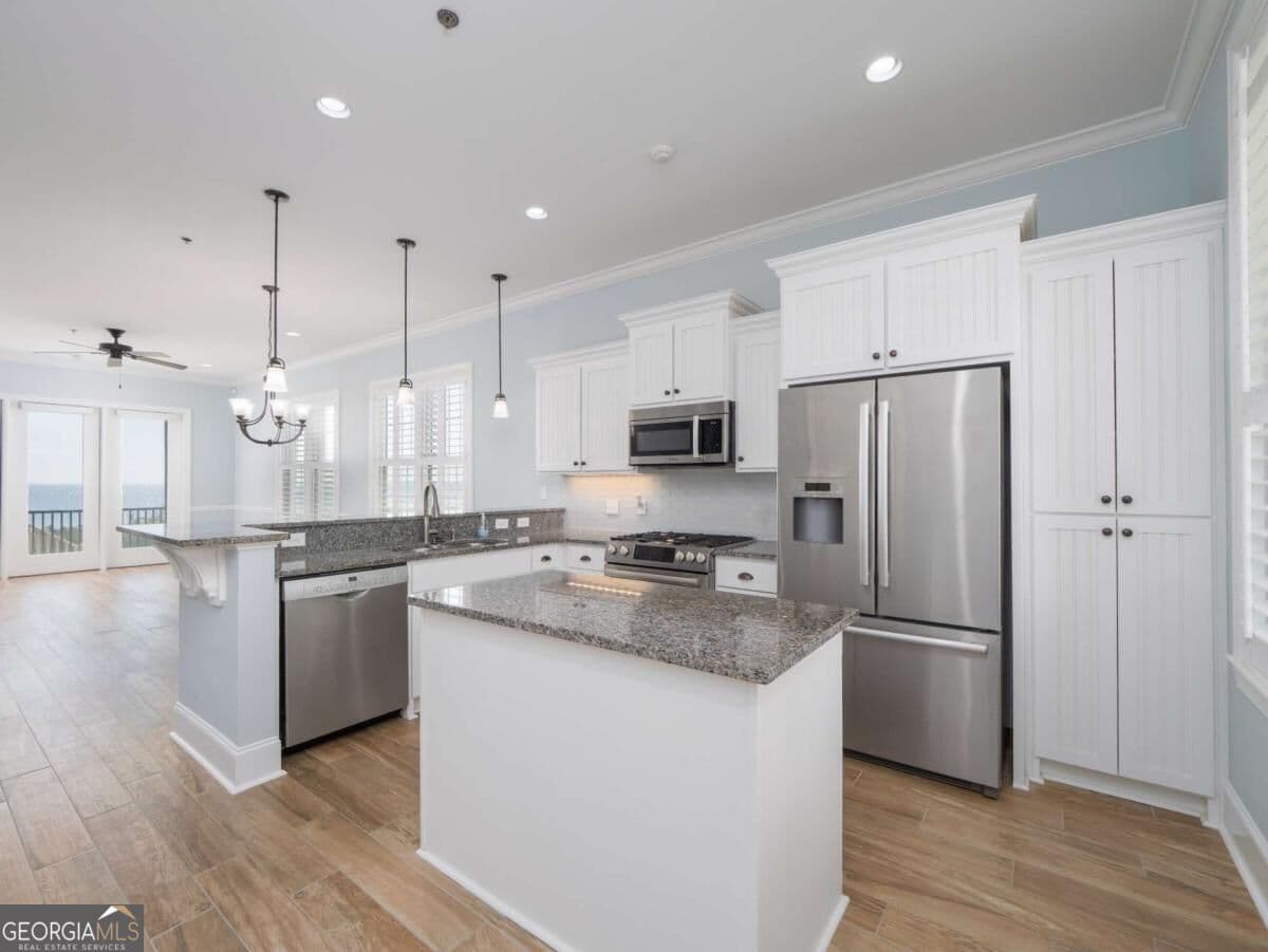 3 bedroom, 3.5 bathroom, 1,832 sq ft townhouse for sale at 260 Turtle Track Lane, Jekyll Island, GA 31527 — photo 7