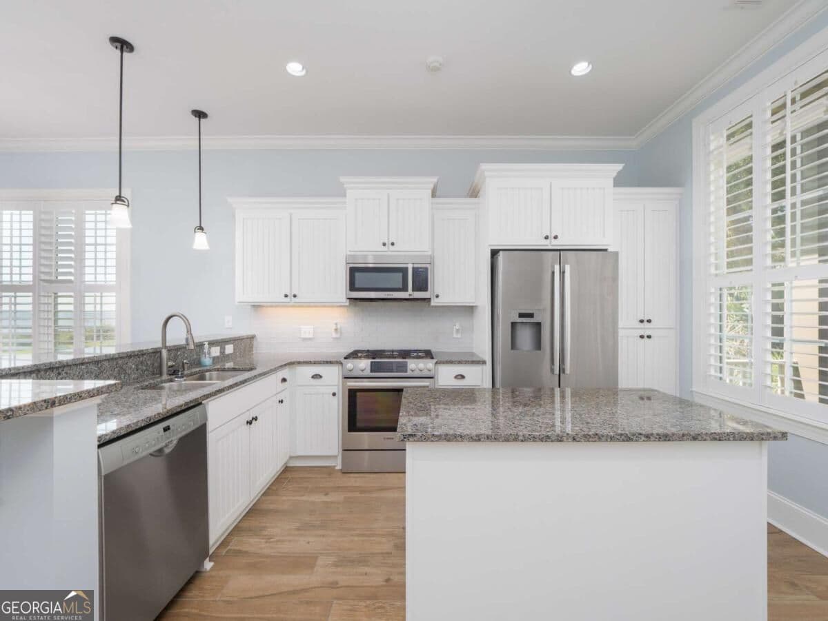 3 bedroom, 3.5 bathroom, 1,832 sq ft townhouse for sale at 260 Turtle Track Lane, Jekyll Island, GA 31527 — photo 4
