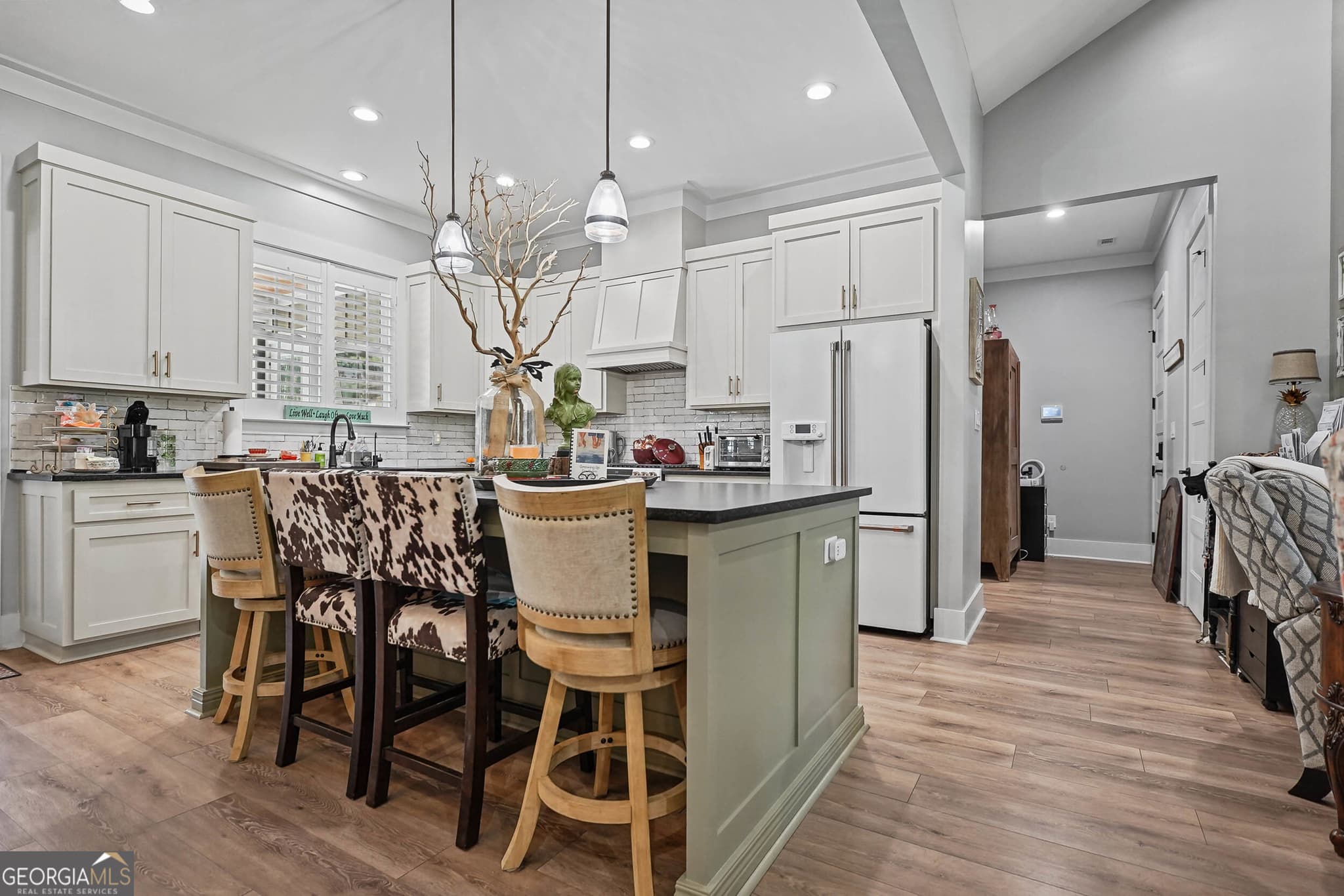 4 bedroom, 3.5 bathroom, 2,601 sq ft single family residence under contract at 223 Tupelo Drive, Leesburg, GA 31763 — photo 6