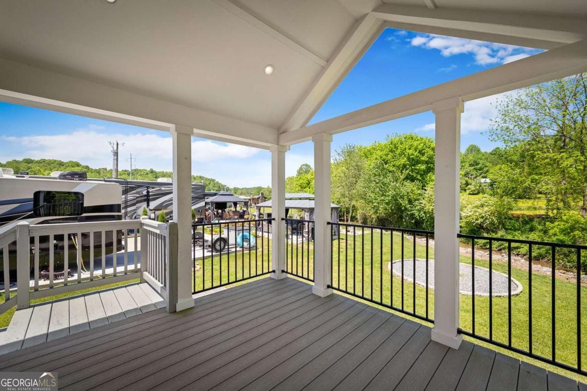 1 bedroom, 1 bathroom, 474 sq ft manufactured home,single family residence for sale at 122 Mountain Meadows Drive 122, Morganton, GA 30560 — photo 6