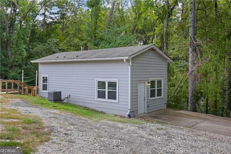 5 bedroom, 4 bathroom, 2,367 sq ft single family residence for sale at 1440 Kennesaw Due West Road, Kennesaw, GA 30152 — photo 4
