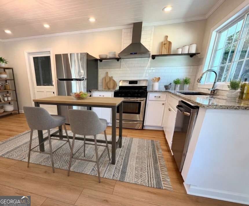 2 bedroom, 1 bathroom, 975 sq ft single family residence for sale at 199 Bishop Drive, Marietta, GA 30060 — photo 6