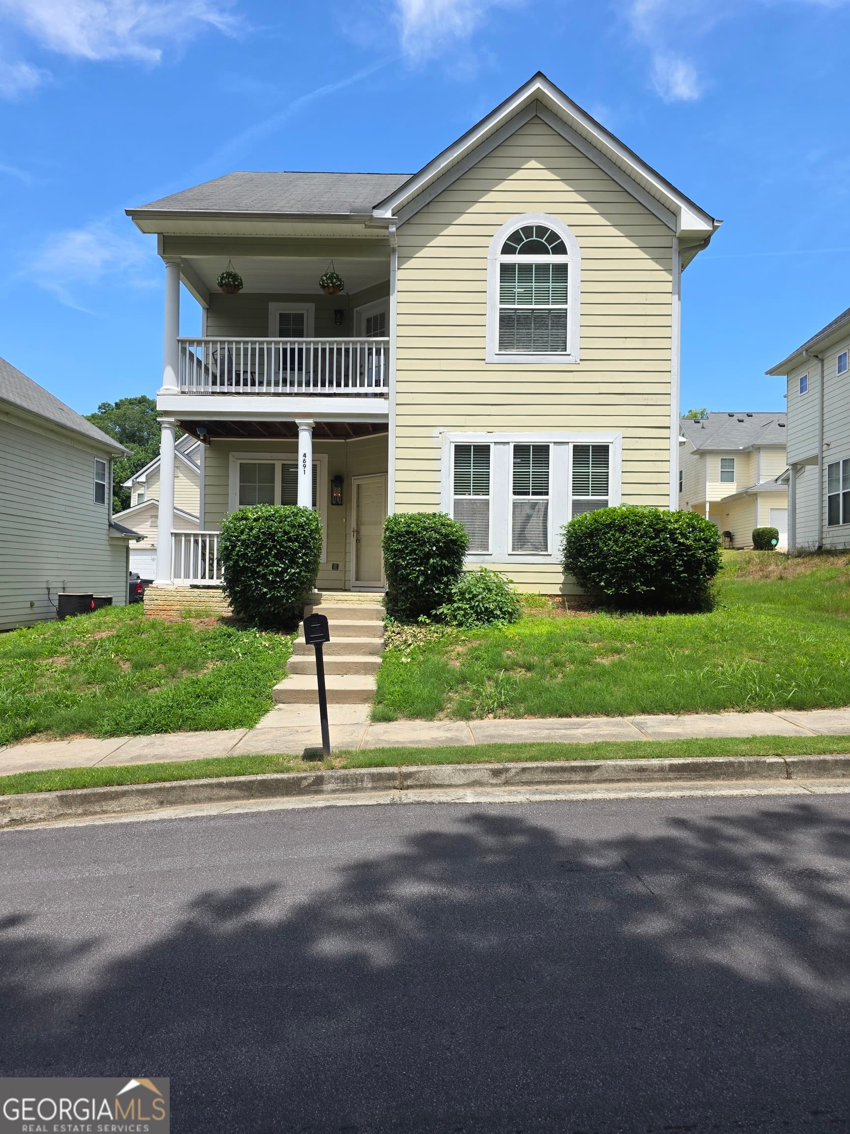3 bedroom, 2.5 bathroom, 1,821 sq ft single family residence for rent at 4691 Highpoint Lane, Atlanta, GA 30349 for $2,225 a month — photo 1 of 22