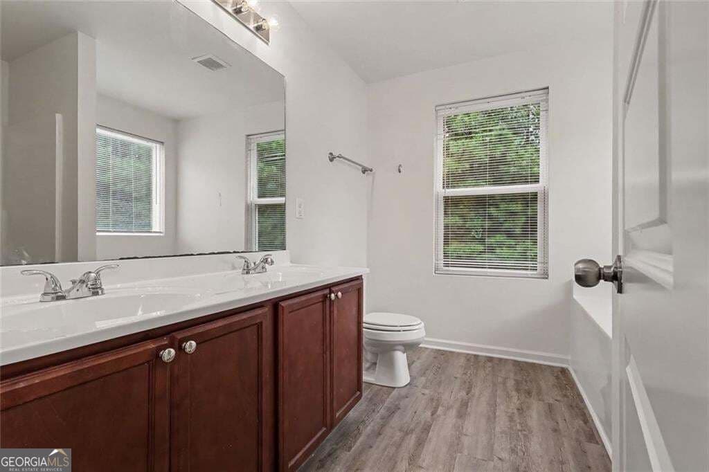 3 bedroom, 2.5 bathroom, 2,112 sq ft single family residence for sale at 231 Lantana Crossing, Dallas, GA 30132 — photo 9