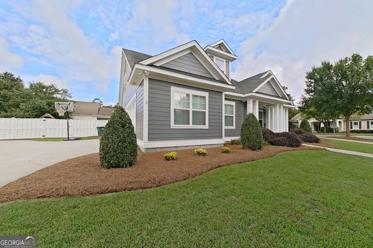 5 bedroom, 5 bathroom, 2,400 sq ft single family residence for sale at 100 Morningside Drive, Thomasville, GA 31792 — photo 3