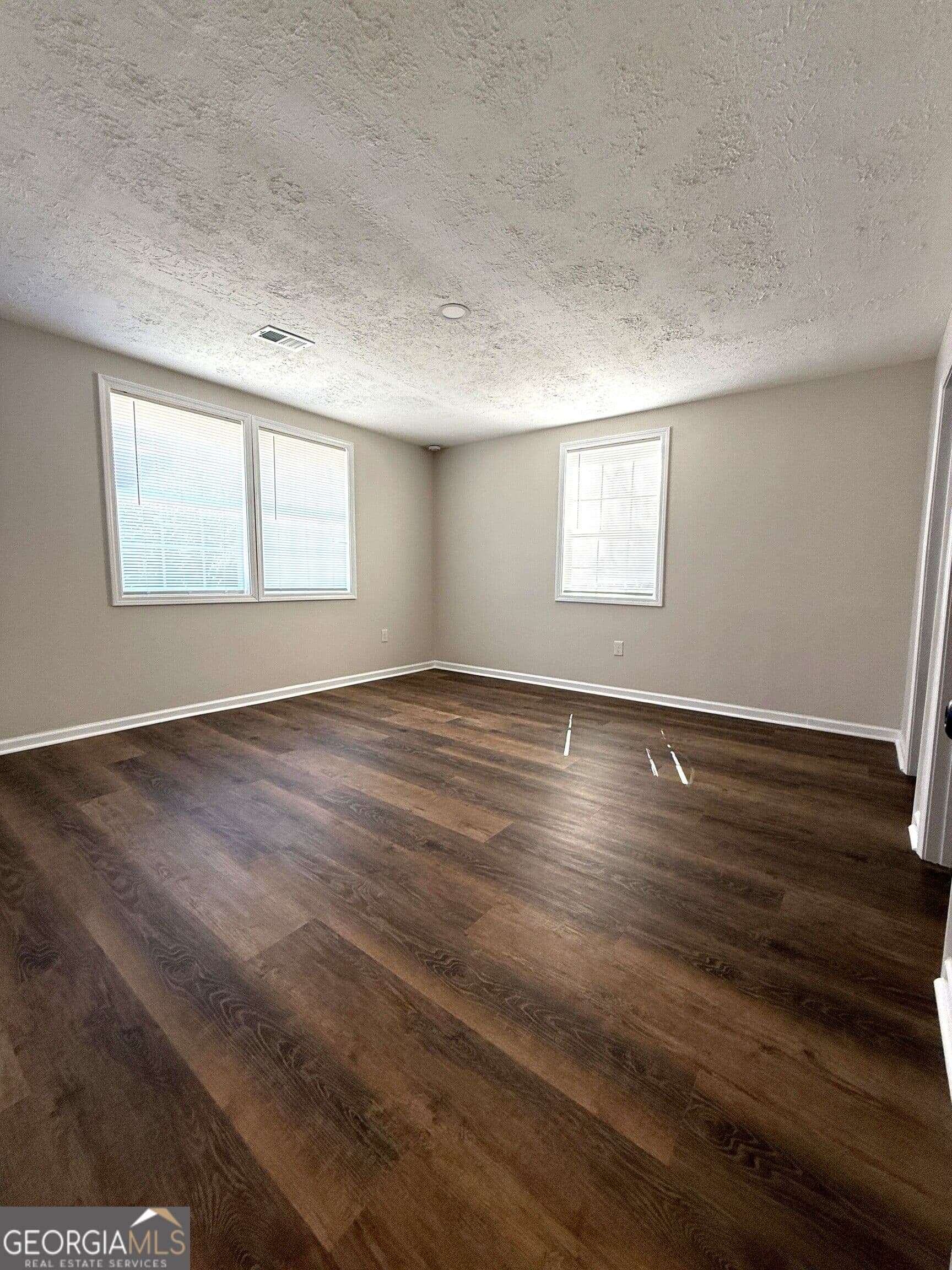 3 bedroom, 2 bathroom, 1,252 sq ft single family residence for sale at 1040 Funderburg Drive, Monticello, GA 31064 — photo 5