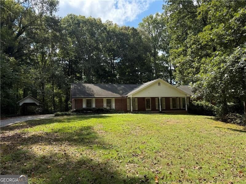 3 bedroom, 2.5 bathroom single family residence for rent at 2945 Alan Drive, Marietta, GA 30064 for $2,400 a month — photo 1 of 37