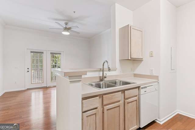 1 bedroom, 1 bathroom, 592 sq ft condominium for sale at 1704 Frederica Road 336, St. Simons, GA 31522 — photo 2