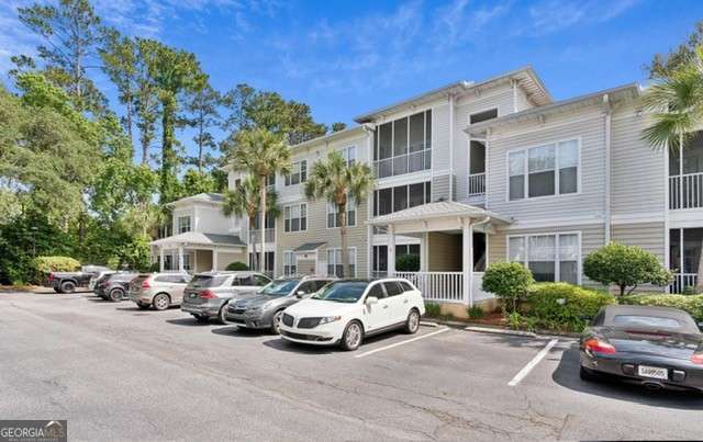 1 bedroom, 1 bathroom, 592 sq ft condominium for sale at 1704 Frederica Road 336, St. Simons, GA 31522