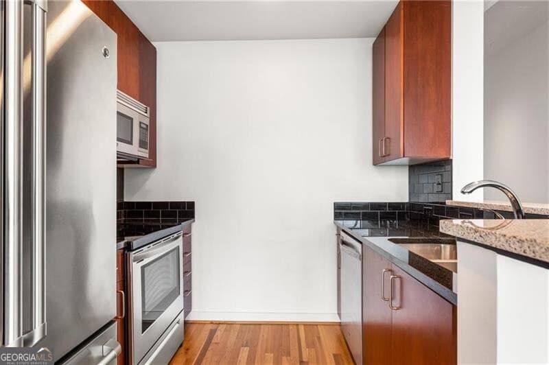 1 bedroom, 1 bathroom, 691 sq ft condominium for sale at 361 17th Street 1618, Atlanta, GA 30363 — photo 10