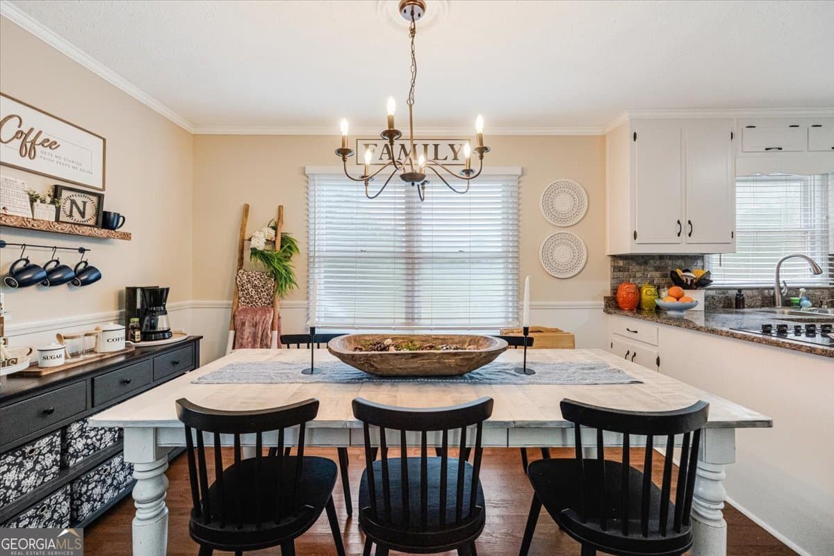 3 bedroom, 2 bathroom, 2,298 sq ft single family residence for sale at 1511 Staci Drive, Greensboro, GA 30642 — photo 7