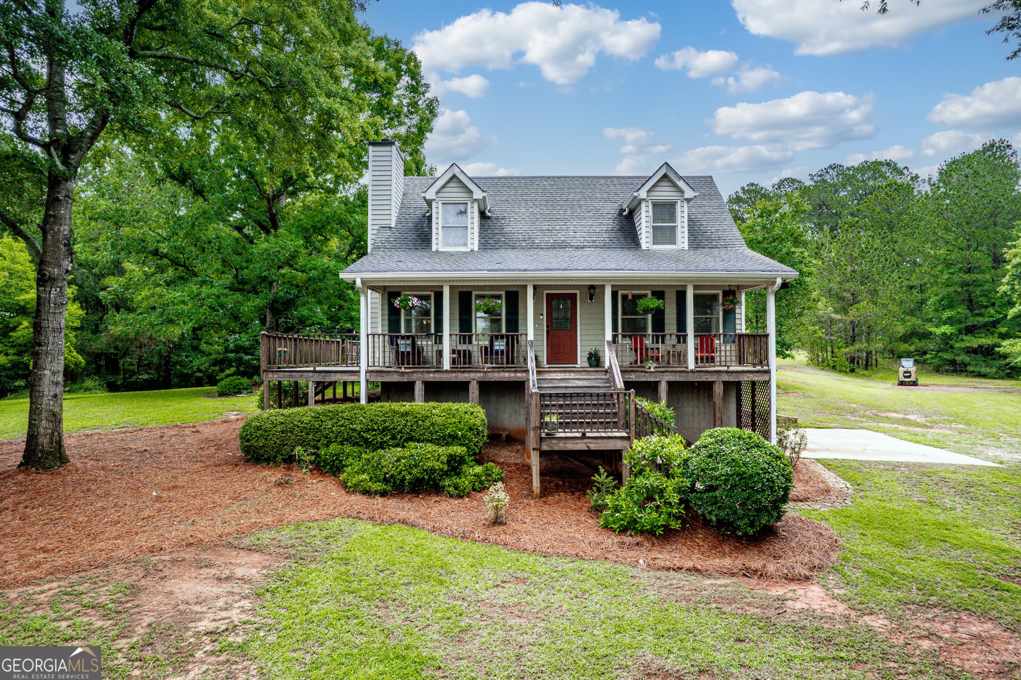 3 bedroom, 2 bathroom, 2,298 sq ft single family residence for sale at 1511 Staci Drive, Greensboro, GA 30642