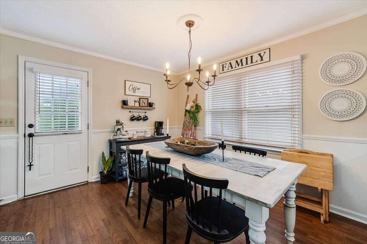 3 bedroom, 2 bathroom, 2,298 sq ft single family residence for sale at 1511 Staci Drive, Greensboro, GA 30642 — photo 9