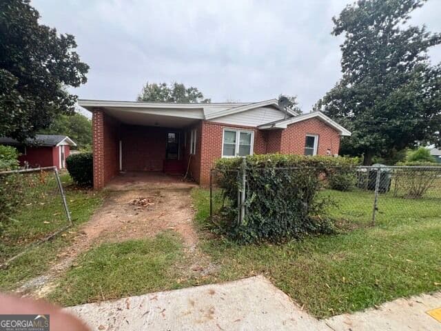 3 bedroom, 1.5 bathroom, 1,165 sq ft single family residence for rent at 1326 Spellman Avenue, Griffin, GA 30223 for $1,100 a month — photo 3