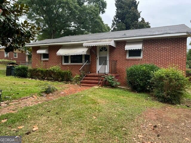 3 bedroom, 1.5 bathroom, 1,165 sq ft single family residence for rent at 1326 Spellman Avenue, Griffin, GA 30223 for $1,100 a month