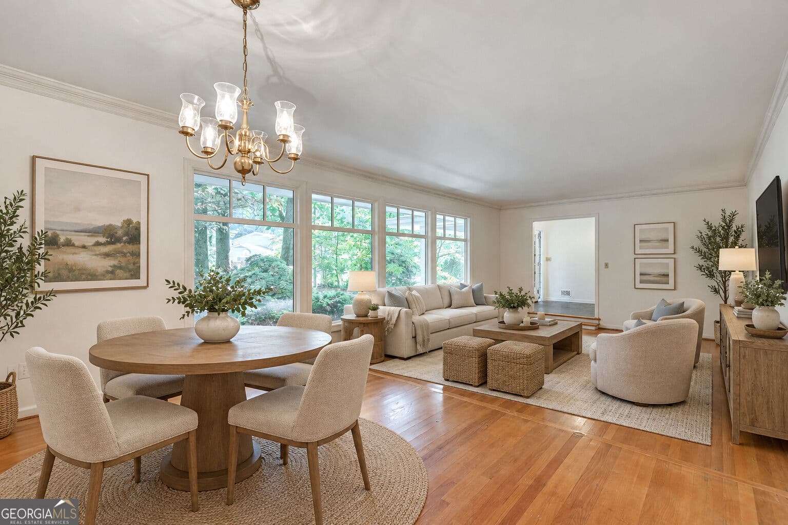 5 bedroom, 3 bathroom, 2,885 sq ft single family residence for sale at 1800 Angelique Drive, Decatur, GA 30033 — photo 4