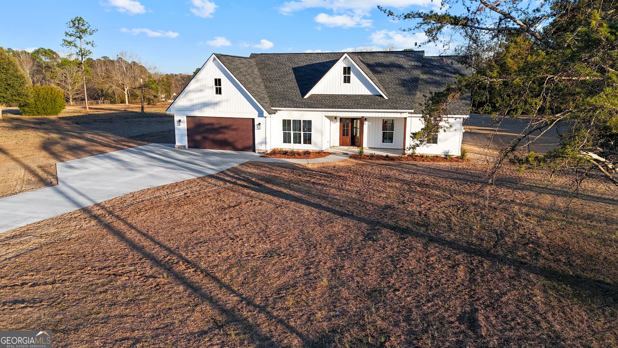 3 bedroom, 3 bathroom, 1,853 sq ft single family residence sold at 112 Foxwood Drive, Odum, GA 31555