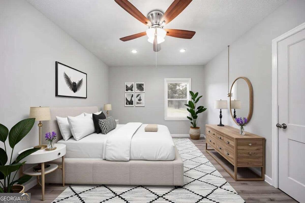 3 bedroom, 2 bathroom, 1,050 sq ft single family residence for sale at 1292 Beecher Street, Atlanta, GA 30310 — photo 6