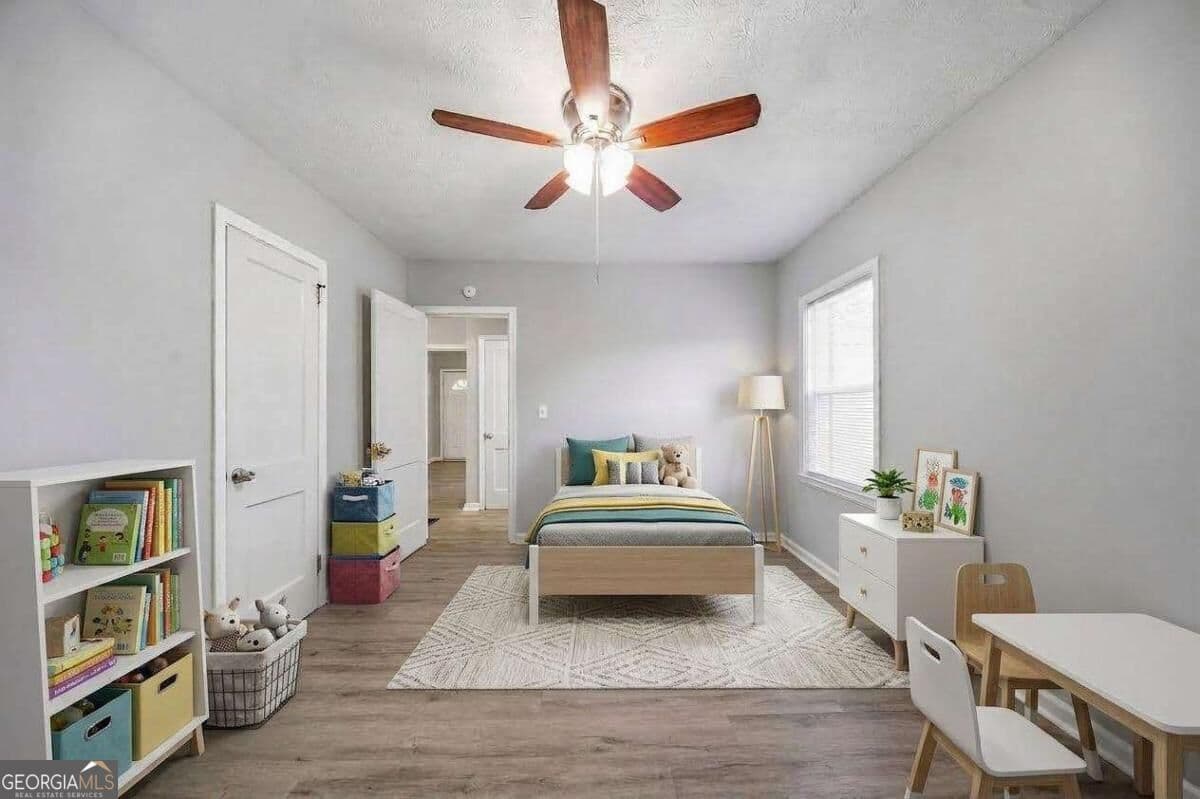3 bedroom, 2 bathroom, 1,050 sq ft single family residence for sale at 1292 Beecher Street, Atlanta, GA 30310 — photo 5