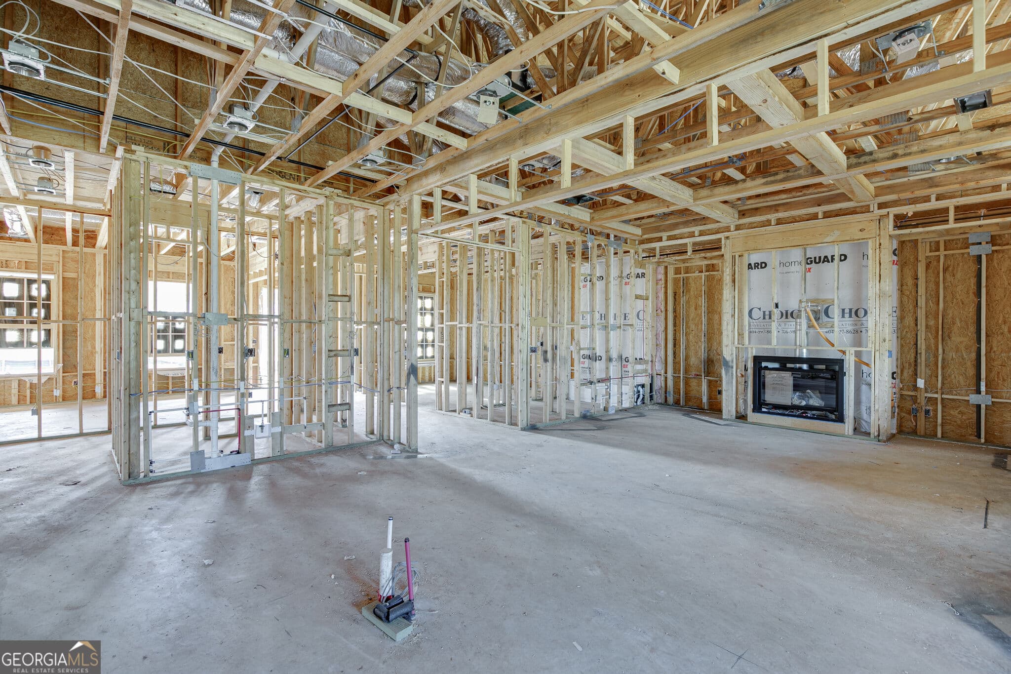 4 bedroom, 4.5 bathroom, 3,465 sq ft single family residence for sale at 65 Lake Vista Court, Statham, GA 30666 — photo 5