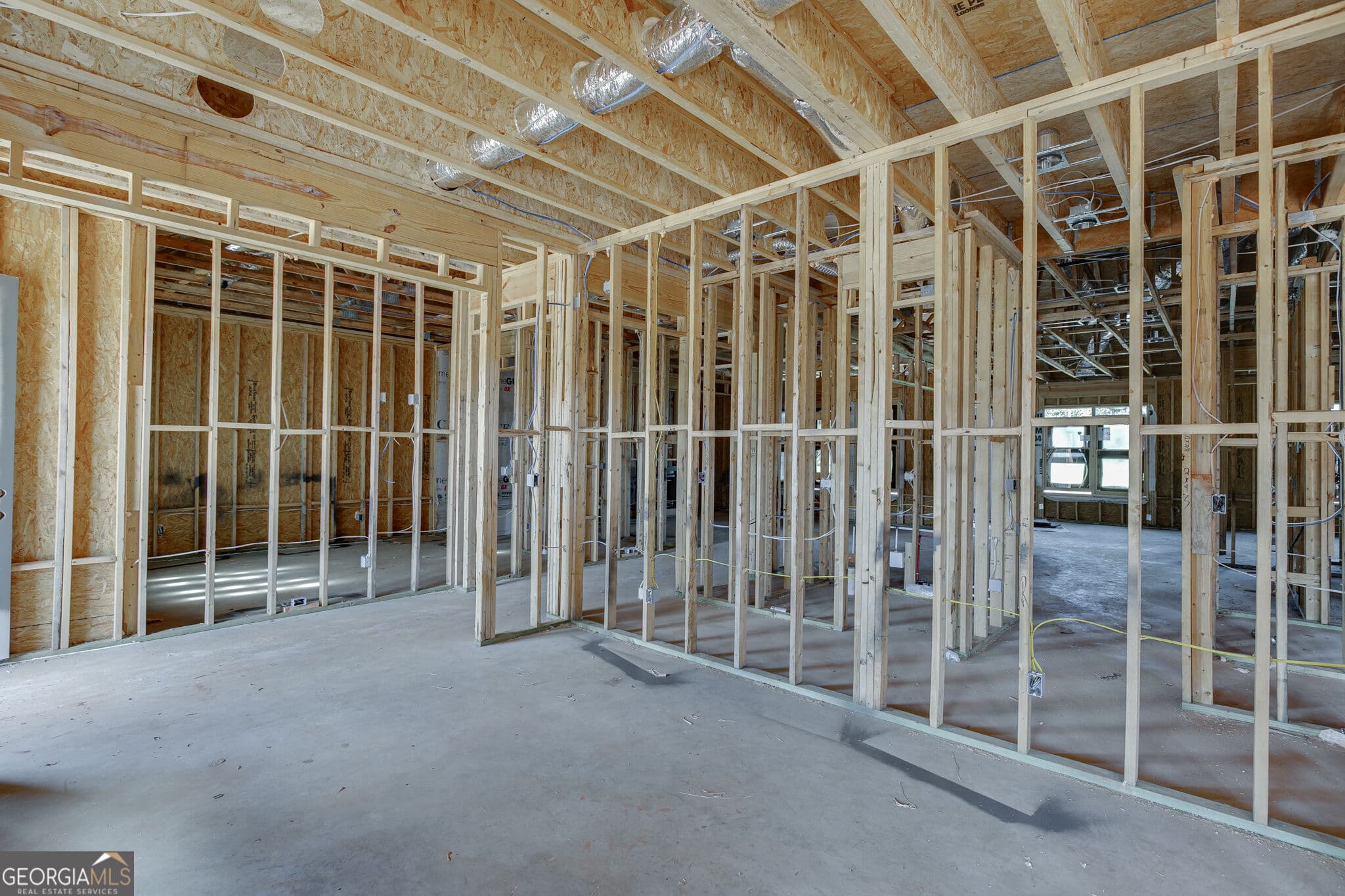4 bedroom, 4.5 bathroom, 3,465 sq ft single family residence for sale at 65 Lake Vista Court, Statham, GA 30666 — photo 8