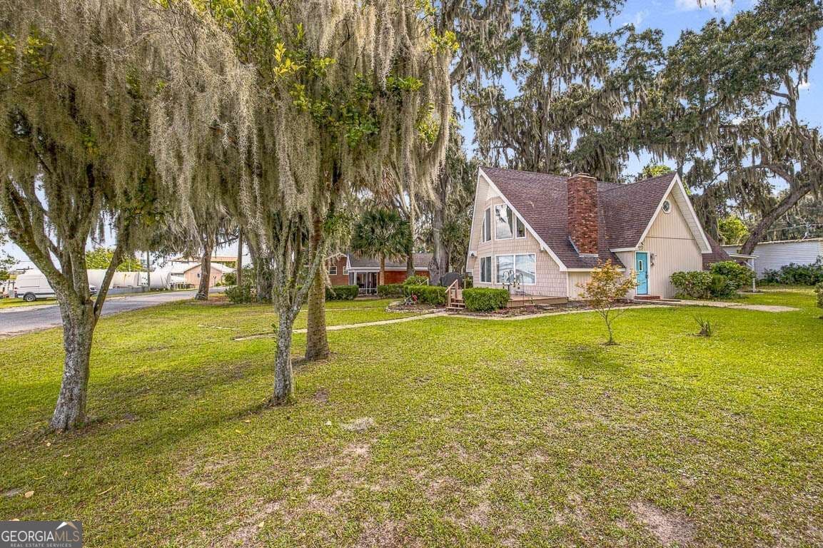 3 bedroom, 2 bathroom, 2,047 sq ft single family residence for sale at 1426 Norman Avenue, Townsend, GA 31331 — photo 6