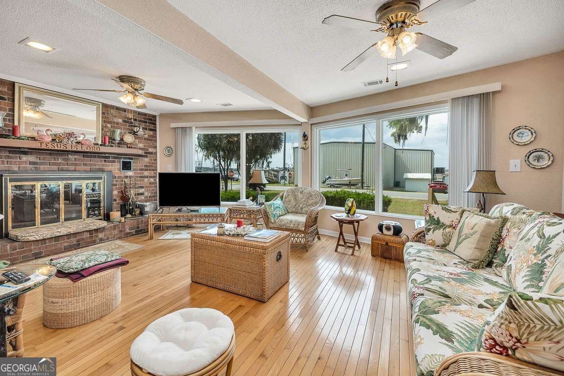 3 bedroom, 2 bathroom, 2,047 sq ft single family residence for sale at 1426 Norman Avenue, Townsend, GA 31331 — photo 9