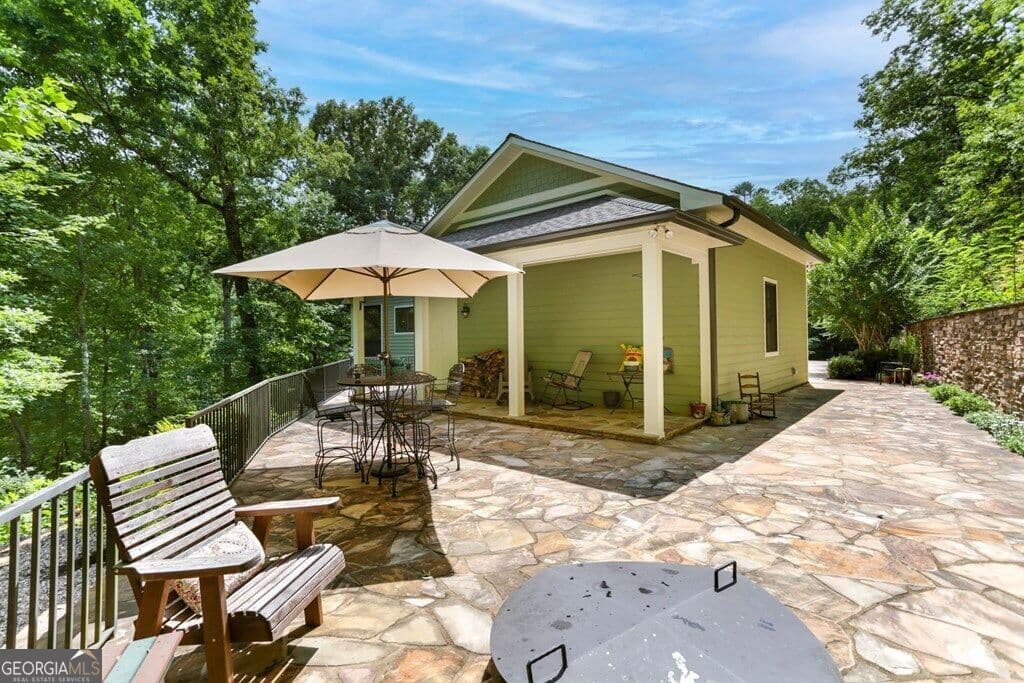 3 bedroom, 4 bathroom, 3,306 sq ft single family residence for sale at 605 Owl Creek Road, Hiawassee, GA 30546 — photo 2