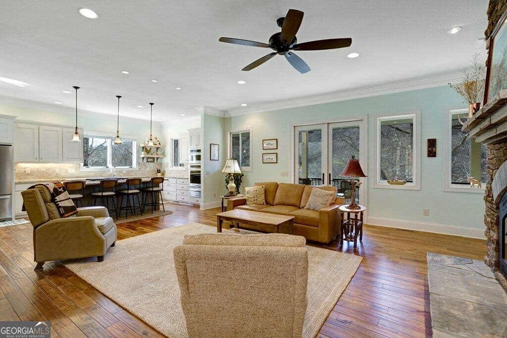 3 bedroom, 4 bathroom, 3,306 sq ft single family residence for sale at 605 Owl Creek Road, Hiawassee, GA 30546 — photo 5