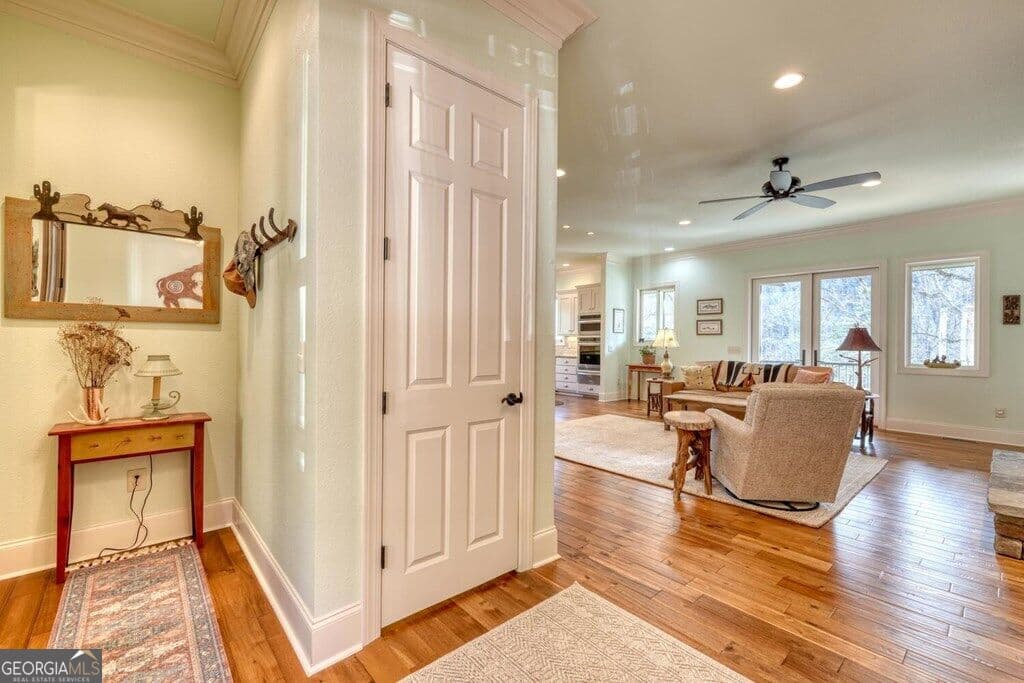 3 bedroom, 4 bathroom, 3,306 sq ft single family residence for sale at 605 Owl Creek Road, Hiawassee, GA 30546 — photo 9