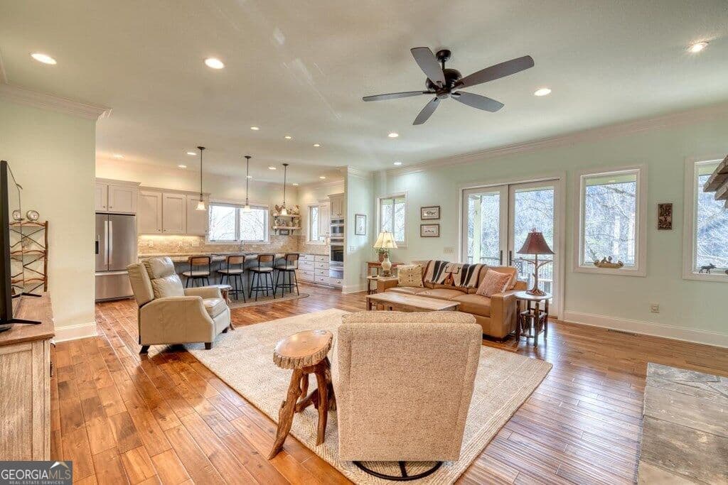 3 bedroom, 4 bathroom, 3,306 sq ft single family residence for sale at 605 Owl Creek Road, Hiawassee, GA 30546 — photo 10