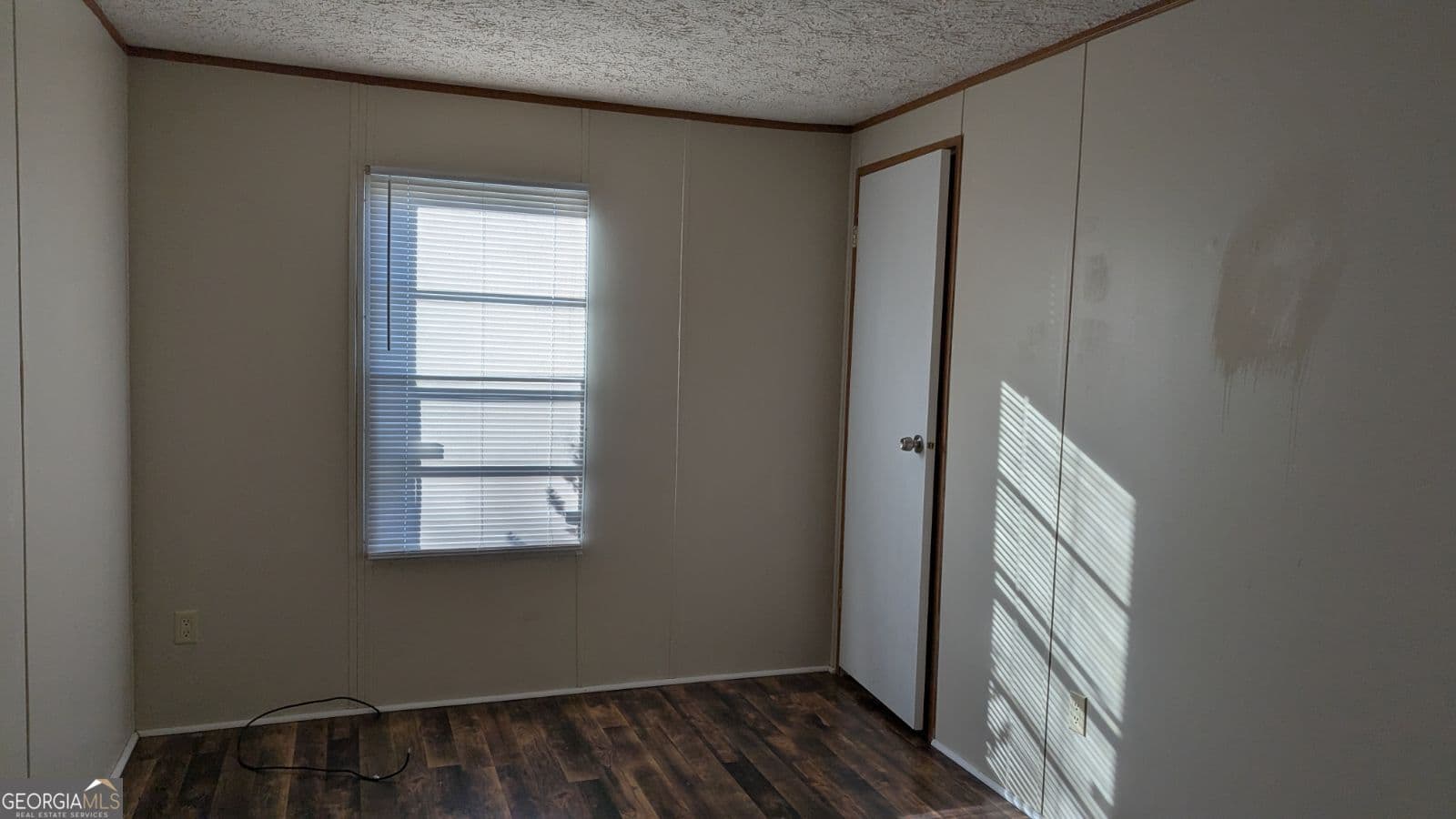 4 bedroom, 2 bathroom, 1,620 sq ft manufactured home,single family residence for sale at 110 Crestmont Court, Byron, GA 31008 — photo 6