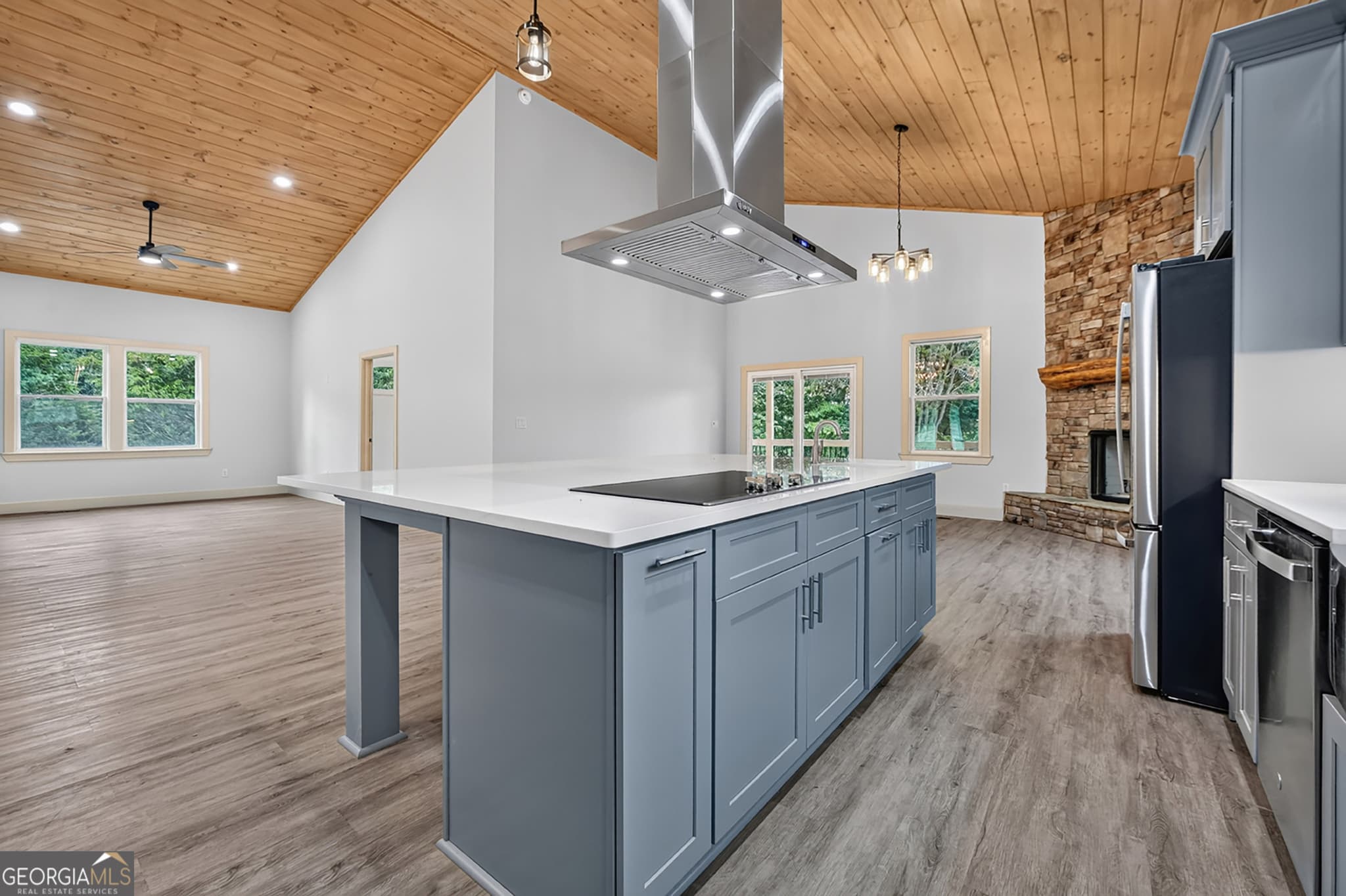 4 bedroom, 4 bathroom, 3,226 sq ft cabin,single family residence for sale at 2125 Shady Grove, Murphy, NC 28906 — photo 8