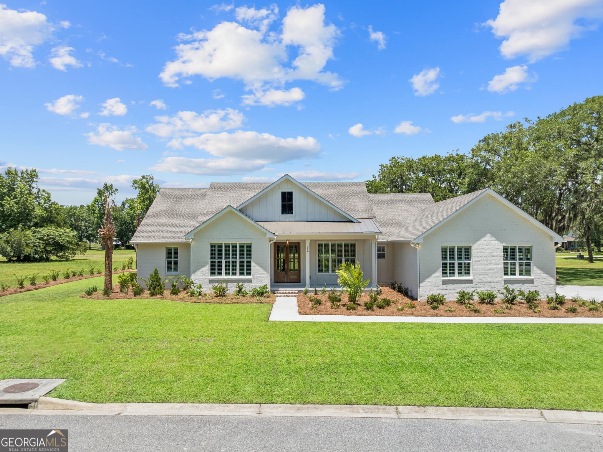 4 bedroom, 2.5 bathroom, 2,249 sq ft single family residence for sale at 32 Pearl Court, Waverly, GA 31565 — photo 2