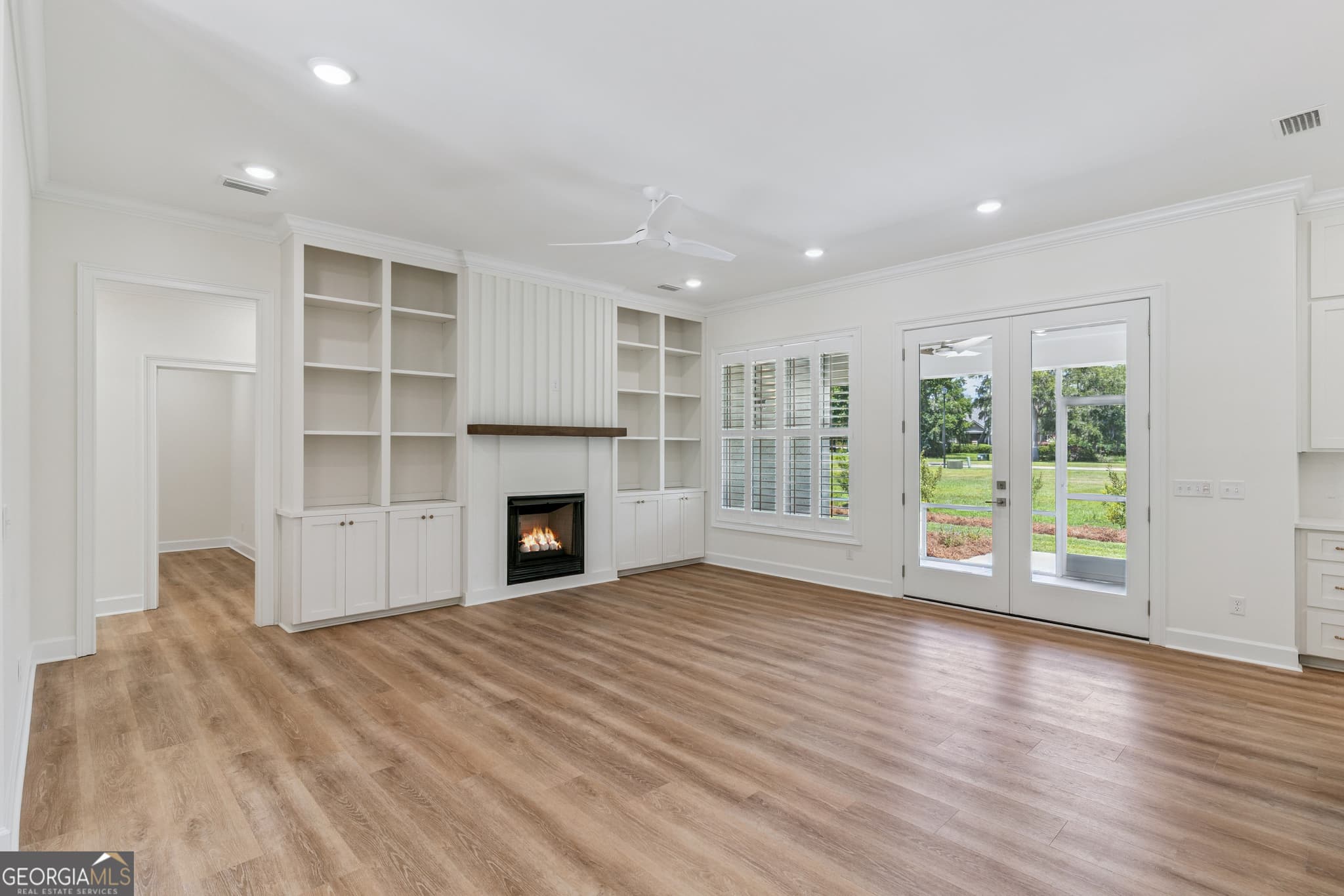 4 bedroom, 2.5 bathroom, 2,249 sq ft single family residence for sale at 32 Pearl Court, Waverly, GA 31565 — photo 9