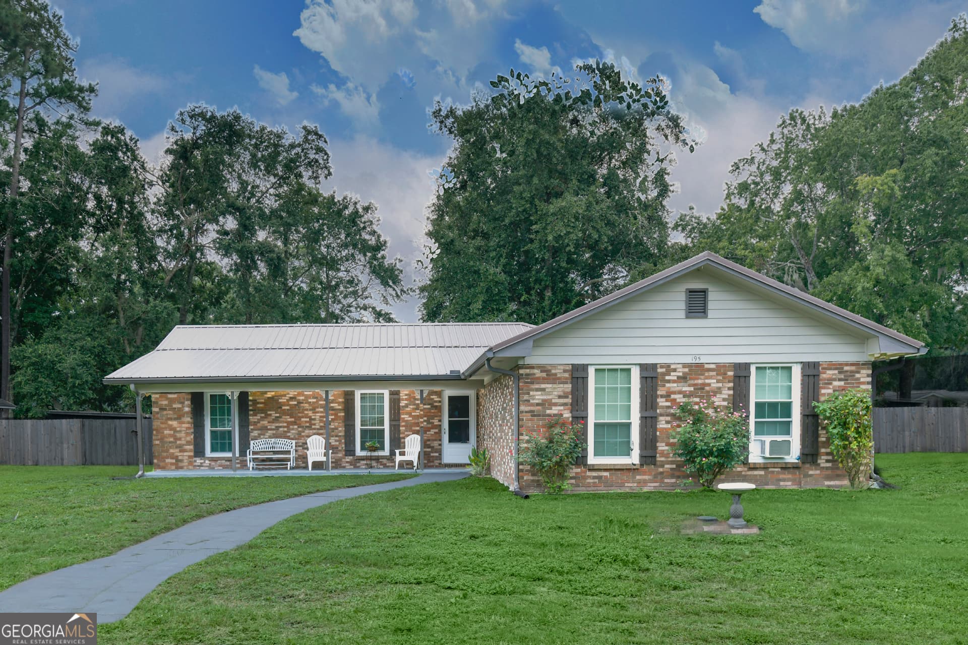 195 W Magnolia Avenue, Kingsland, GA 31548 — most recent listing photo