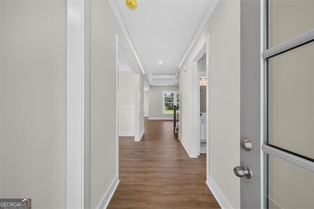 4 bedroom, 3 bathroom, 2,542 sq ft single family residence for sale at 4775 E Reed Road, Gainesville, GA 30507 — photo 5