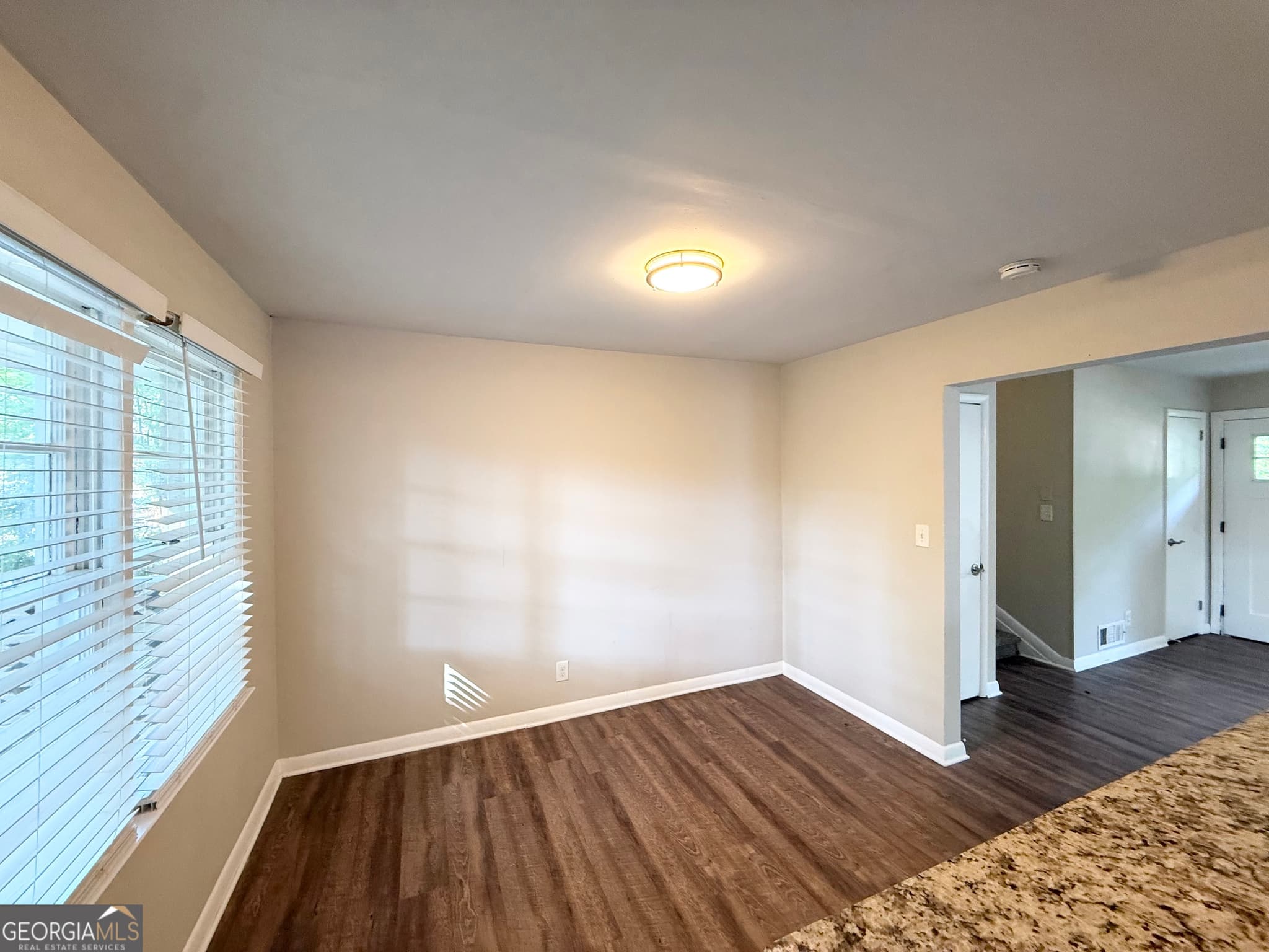 4 bedroom, 2 bathroom, 2,553 sq ft single family residence for sale at 3040 Barksdale Circle, East Point, GA 30344 — photo 9