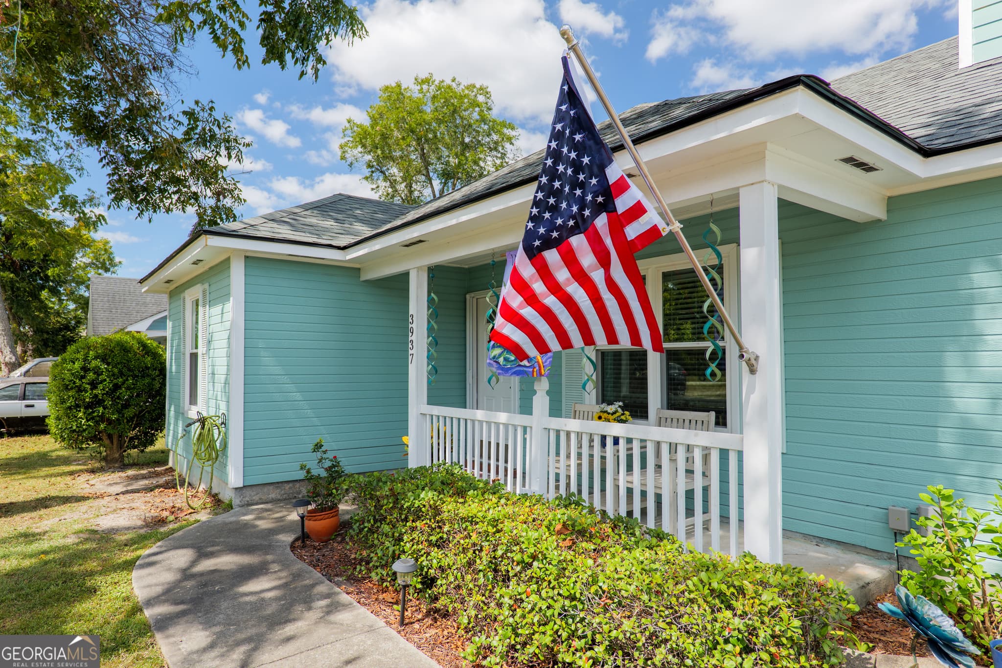 3 bedroom, 2 bathroom, 1,406 sq ft single family residence for sale at 3937 Studstill Road, Valdosta, GA 31605 — photo 5