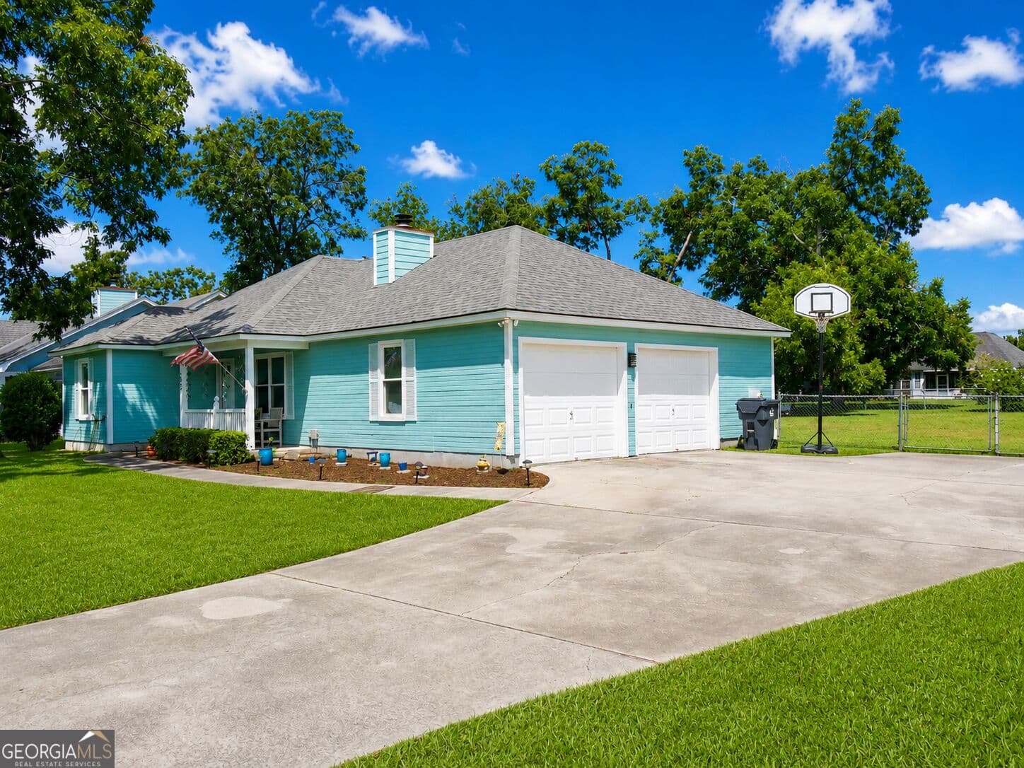 3 bedroom, 2 bathroom, 1,406 sq ft single family residence for sale at 3937 Studstill Road, Valdosta, GA 31605 — photo 4