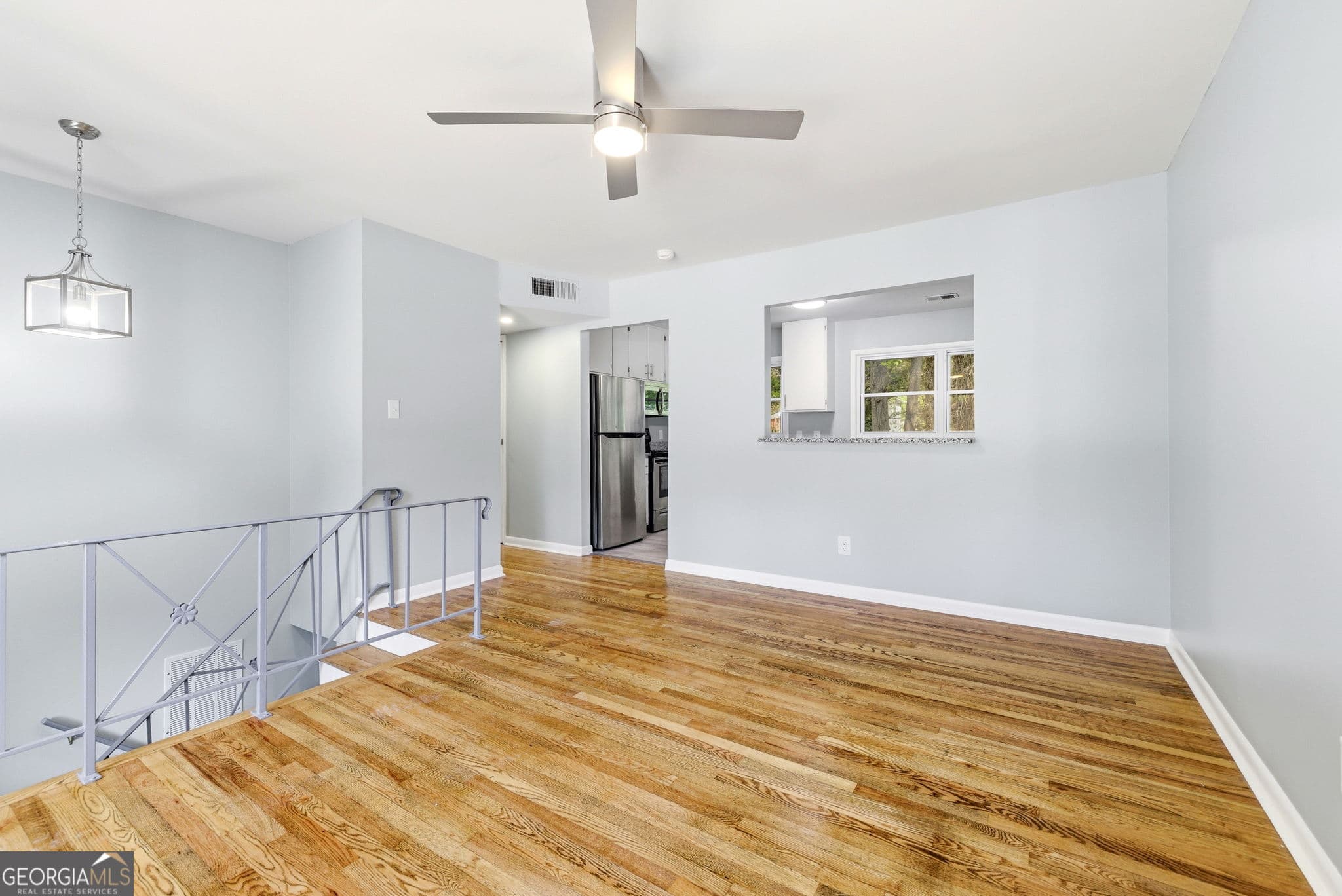 5 bedroom, 3 bathroom, 1,850 sq ft single family residence for sale at 285 Kings Circle, Athens, GA 30606 — photo 7