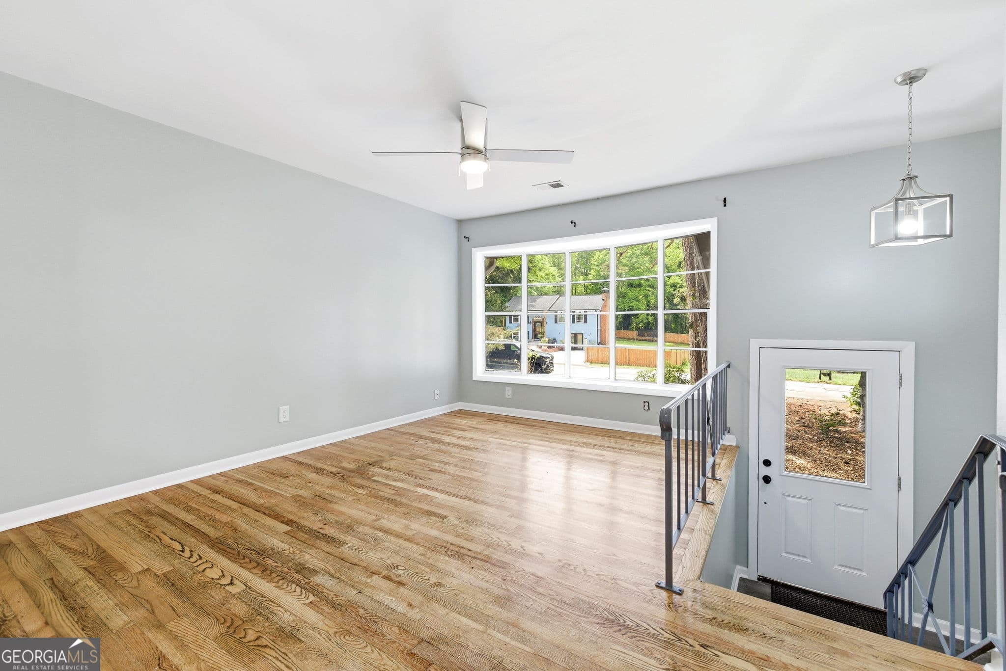 5 bedroom, 3 bathroom, 1,850 sq ft single family residence for sale at 285 Kings Circle, Athens, GA 30606 — photo 8