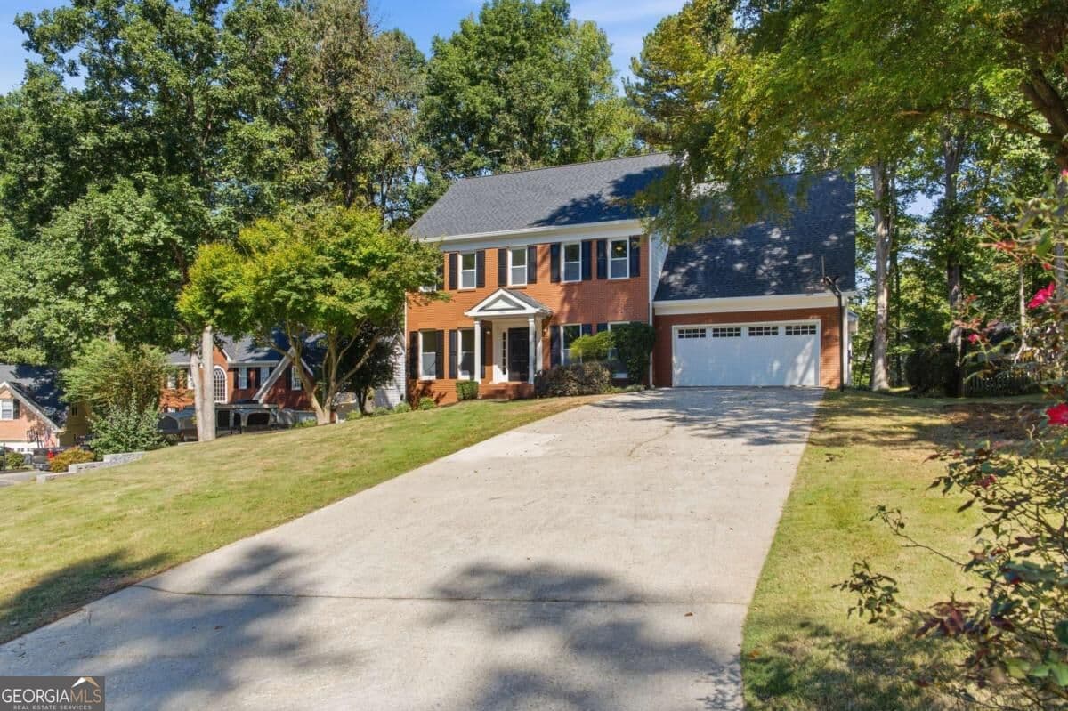 5 bedroom, 3 bathroom, 3,100 sq ft single family residence for sale at 746 Mill Rock Street, Lawrenceville, GA 30044 — photo 2