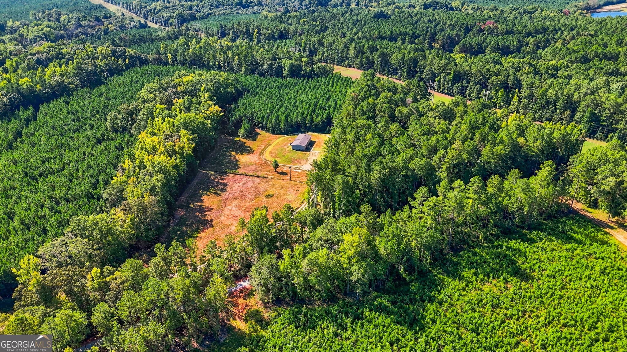 4 bedroom, 2 bathroom, 2,120 sq ft manufactured home,single family residence for sale at 1750 Oakland Road, Gay, GA 30218 — photo 1 of 32